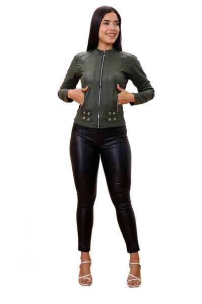 jacket broche